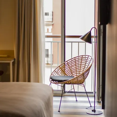 Otel Select 2*