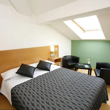 Hotel Select 2*